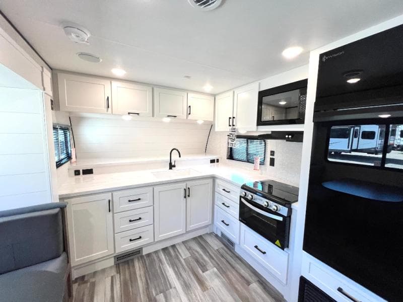 2025 Jayco 2025 Jayco Jay Flight SLX - thumbnail 14