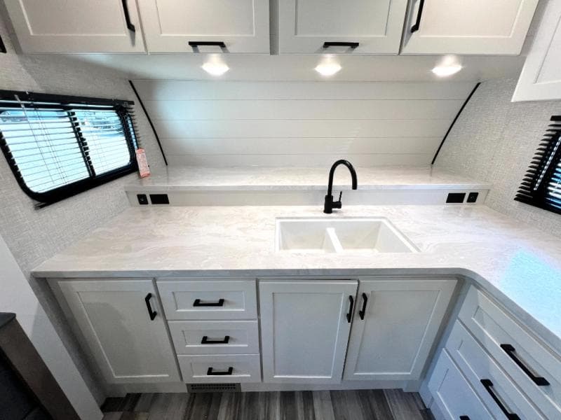 2025 Jayco 2025 Jayco Jay Flight SLX - thumbnail 16