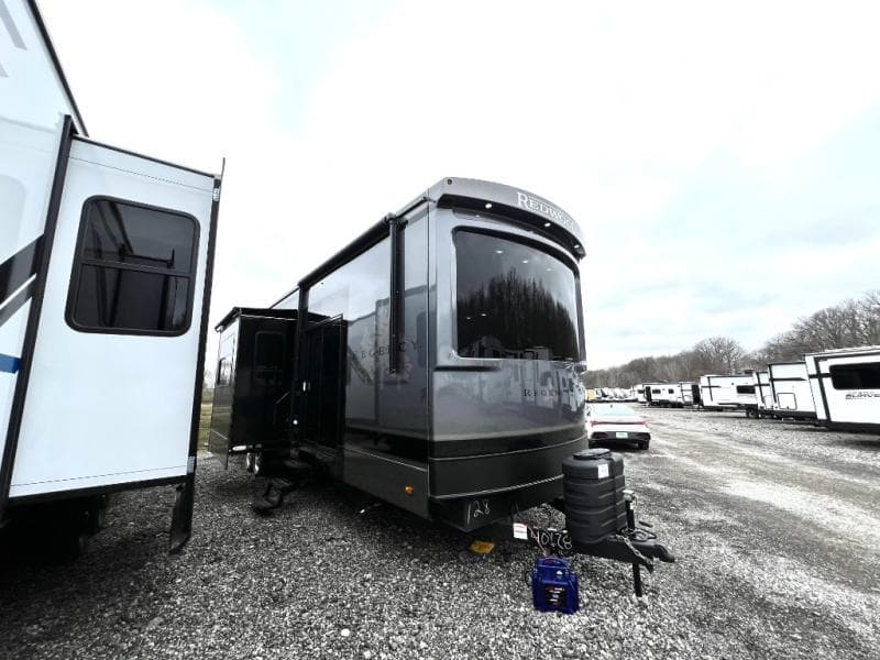 2025 CrossRoads 2025 CrossRoads Redwood Regency - thumbnail 6