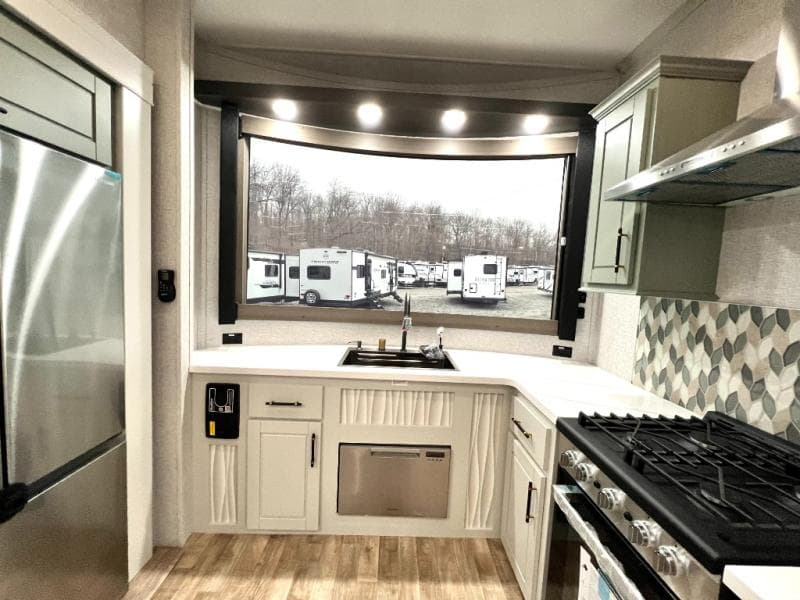 2025 CrossRoads 2025 CrossRoads Redwood Regency - thumbnail 21