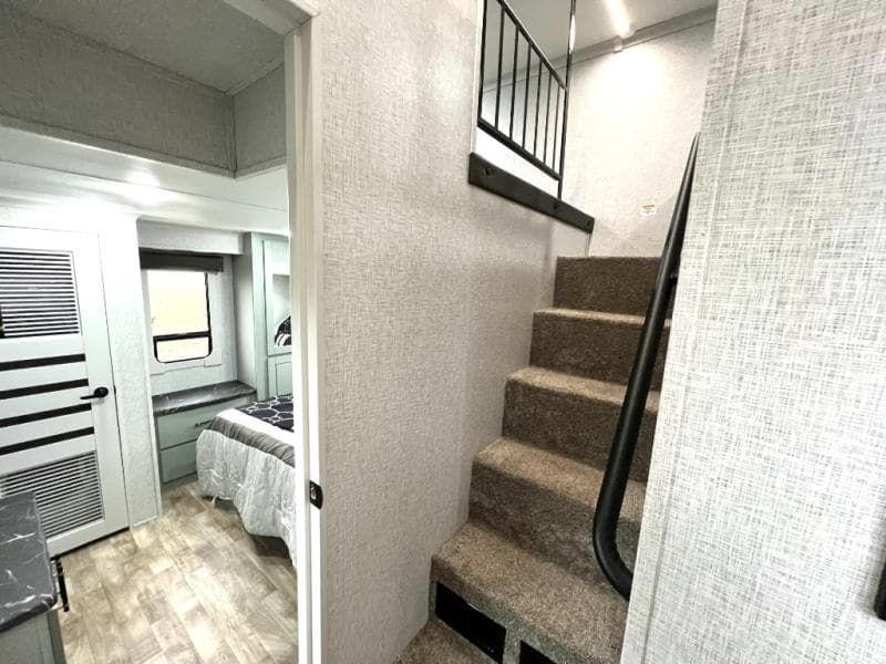 2025 CrossRoads 2025 CrossRoads Redwood Regency - thumbnail 43