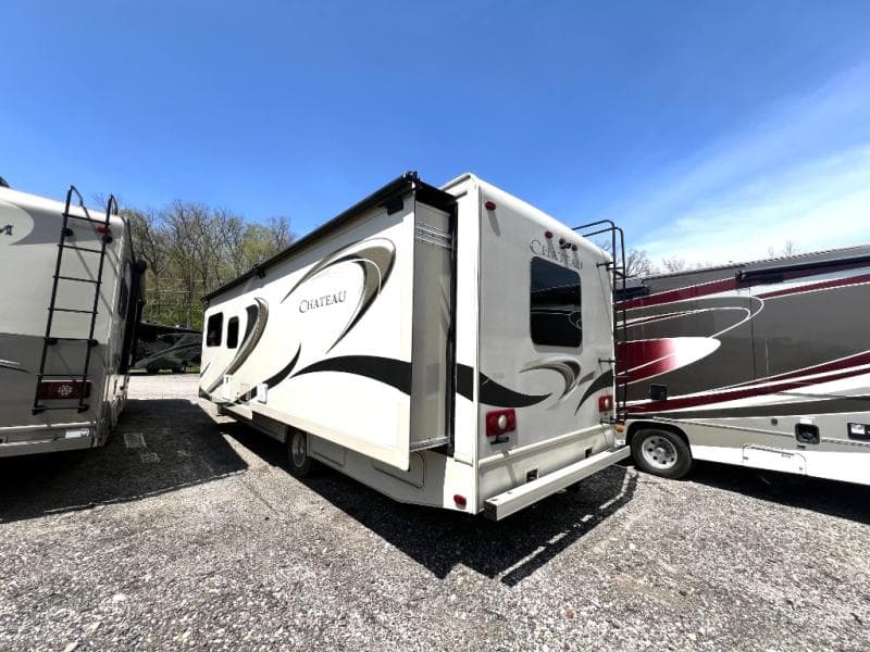 2015 Thor Motor Coach 2015 Thor Motor Coach Chateau - thumbnail 9