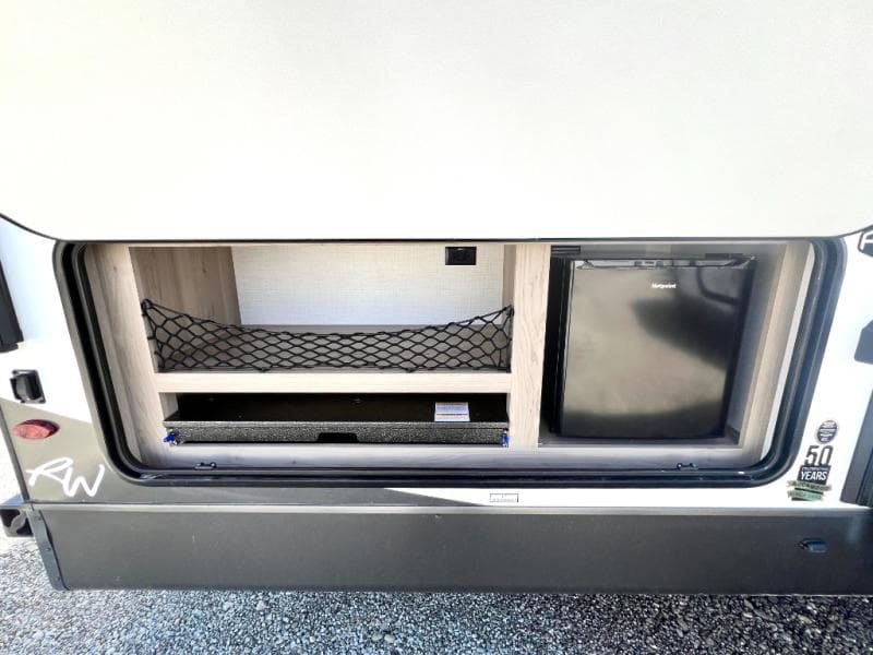 2025 Forest River 2025 Forest River Rockwood Ultra Lite - thumbnail 14