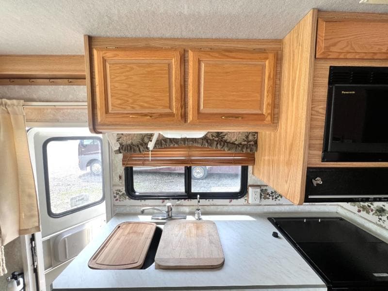 2000 Fleetwood 2000 Fleetwood Bounder - thumbnail 30