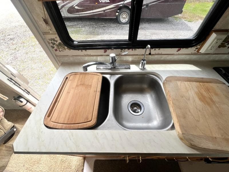 2000 Fleetwood 2000 Fleetwood Bounder - thumbnail 33