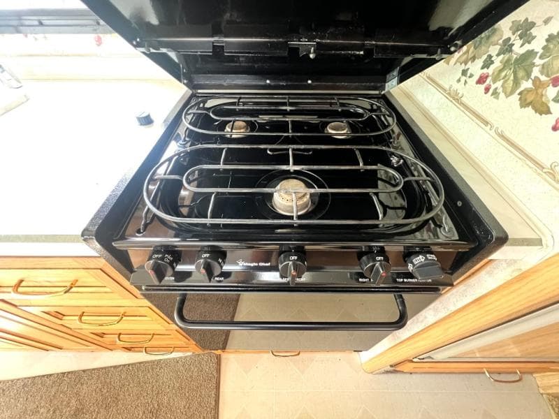 2000 Fleetwood 2000 Fleetwood Bounder - thumbnail 38