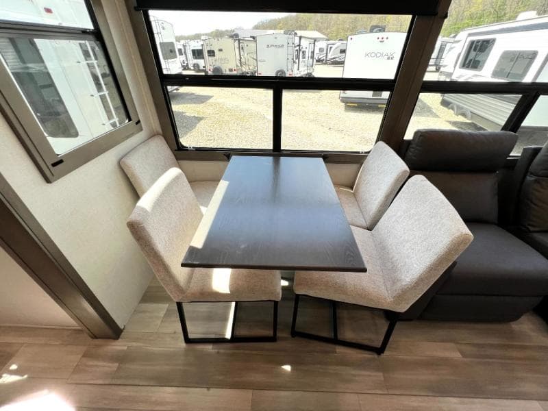 2024 Grand Design 2024 Grand Design Solitude - thumbnail 22