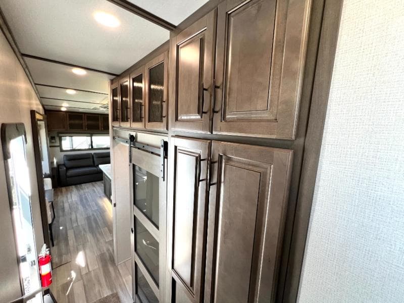 2024 Grand Design 2024 Grand Design Solitude - thumbnail 41