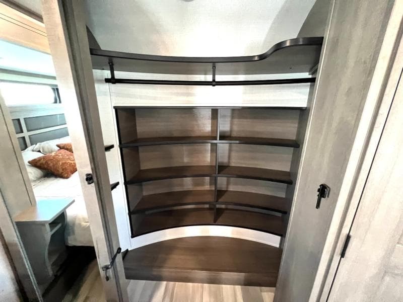 2024 Grand Design 2024 Grand Design Solitude - thumbnail 53