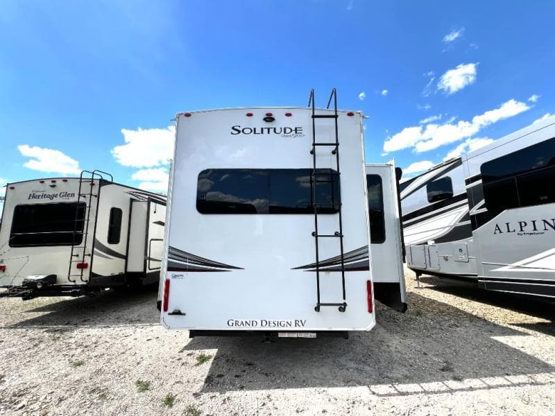2022 Grand Design 2022 Grand Design Solitude - thumbnail 9