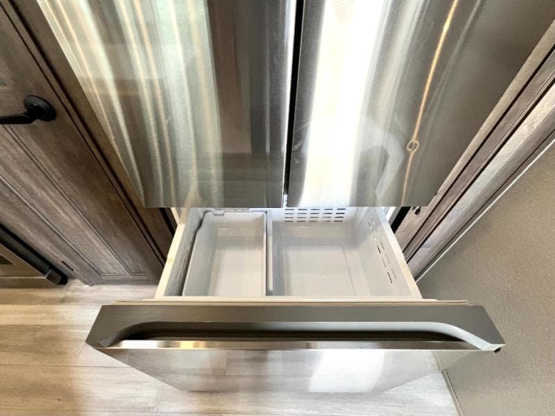 2022 Grand Design 2022 Grand Design Solitude - thumbnail 34