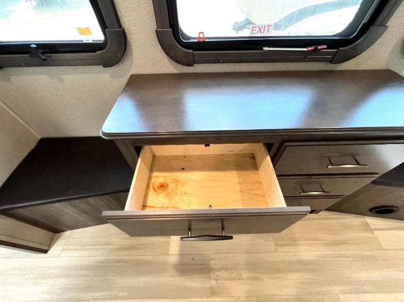 2022 Grand Design 2022 Grand Design Solitude - thumbnail 43