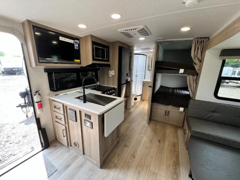 2026 Forest River 2026 Forest River Rockwood Mini Lite - thumbnail 13