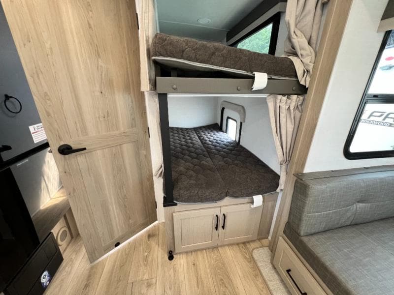 2026 Forest River 2026 Forest River Rockwood Mini Lite - thumbnail 16