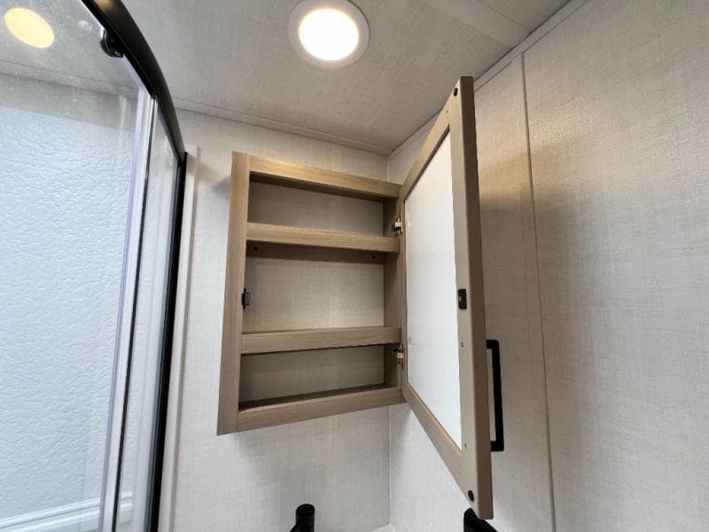 2026 Forest River 2026 Forest River Rockwood Mini Lite - thumbnail 31