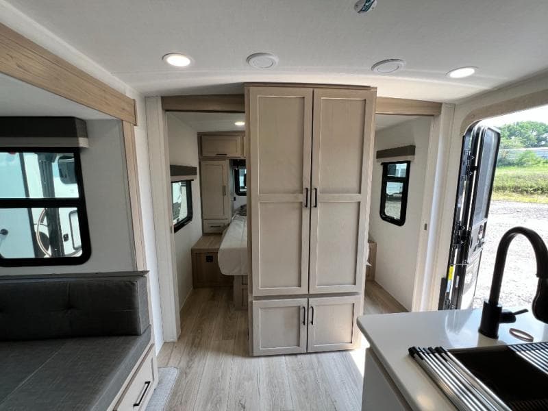 2026 Forest River 2026 Forest River Rockwood Mini Lite - thumbnail 37