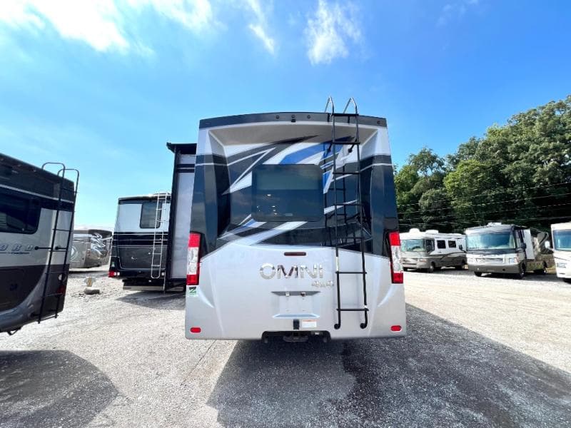 2024 Thor Motor Coach 2024 Thor Motor Coach Omni - thumbnail 10