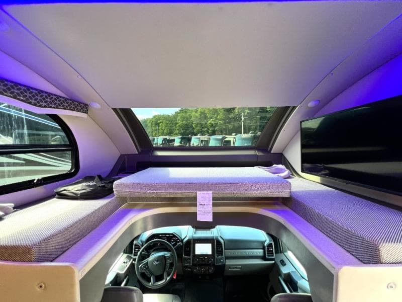 2024 Thor Motor Coach 2024 Thor Motor Coach Omni - thumbnail 19