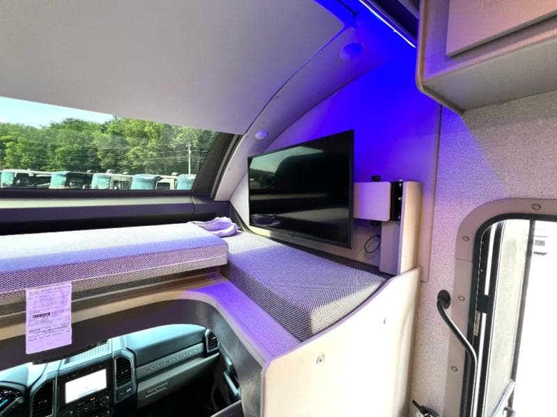 2024 Thor Motor Coach 2024 Thor Motor Coach Omni - thumbnail 20