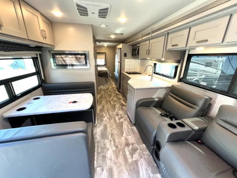2024 Thor Motor Coach 2024 Thor Motor Coach Omni - thumbnail 29