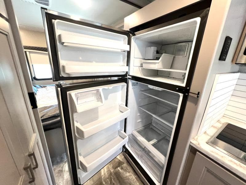 2024 Thor Motor Coach 2024 Thor Motor Coach Omni - thumbnail 42