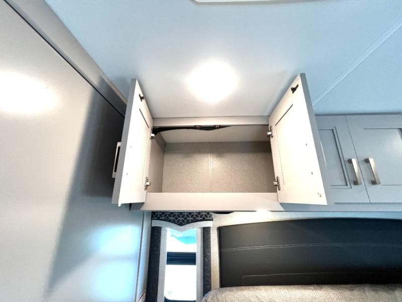 2024 Thor Motor Coach 2024 Thor Motor Coach Omni - thumbnail 58