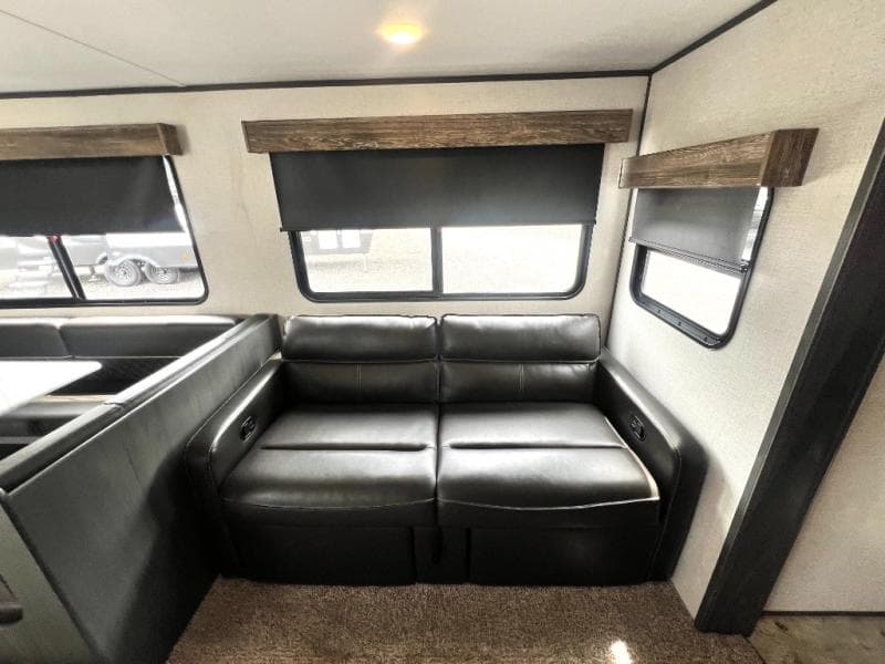 2022 Dutchmen 2022 Dutchmen Aspen Trail Mini - thumbnail 17