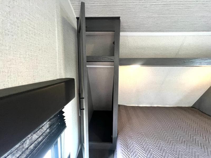 2022 Dutchmen 2022 Dutchmen Aspen Trail Mini - thumbnail 30