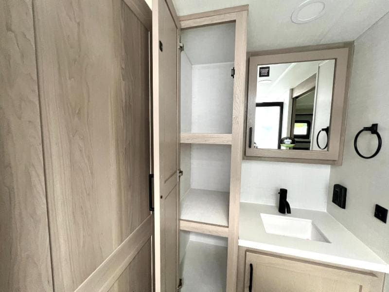 2026 Forest River 2026 Forest River Rockwood Mini Lite - thumbnail 32