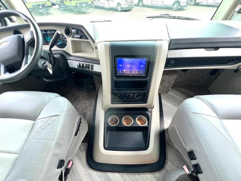 2023 Holiday Rambler 2023 Holiday Rambler Invicta - thumbnail 19