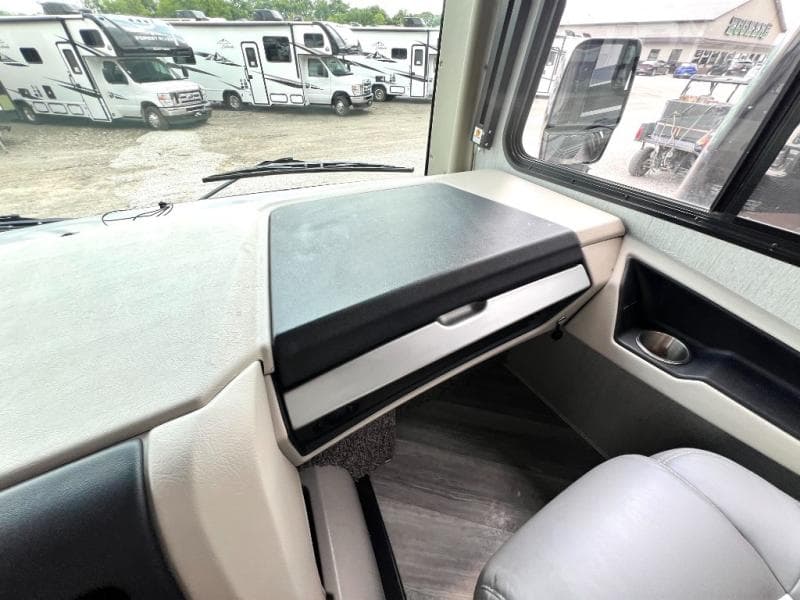 2023 Holiday Rambler 2023 Holiday Rambler Invicta - thumbnail 27