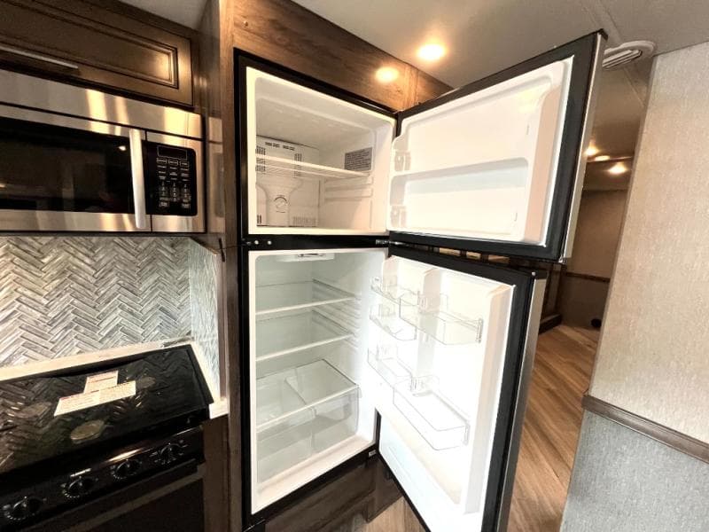 2023 Holiday Rambler 2023 Holiday Rambler Invicta - thumbnail 40