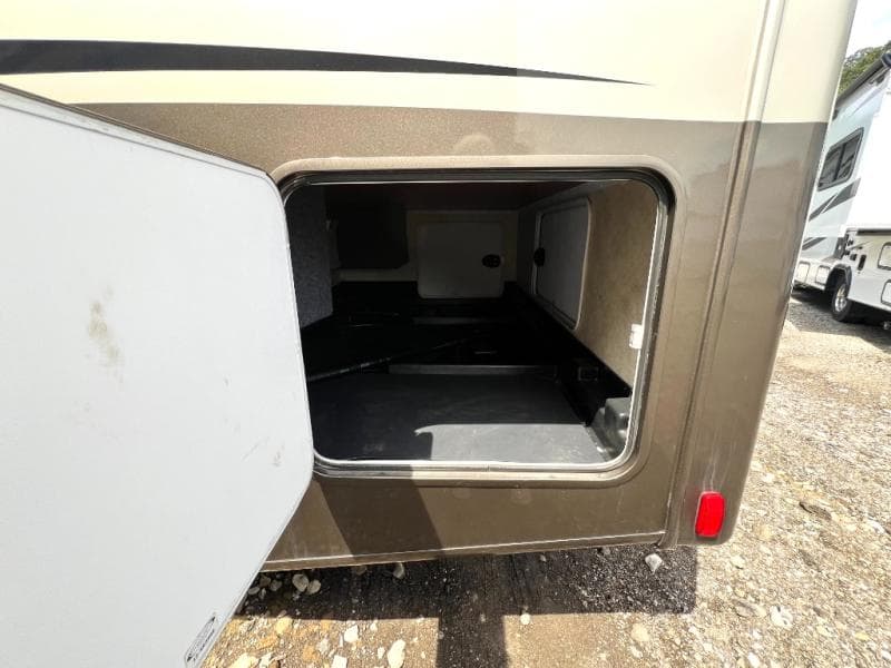 2013 Coachmen 2013 Coachmen Concord - thumbnail 13