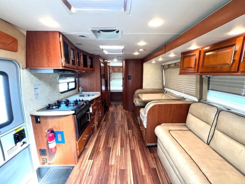 2013 Coachmen 2013 Coachmen Concord - thumbnail 25