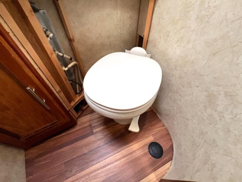 2013 Coachmen 2013 Coachmen Concord - thumbnail 44