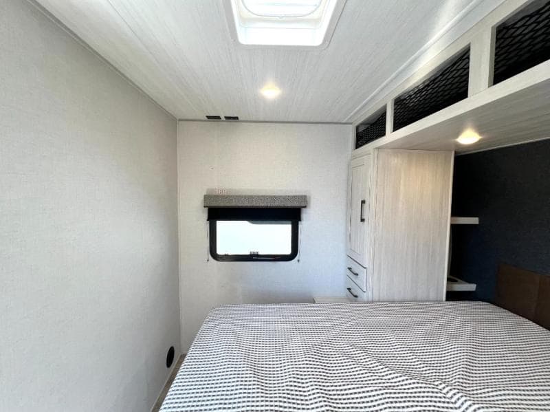 2026 Forest River 2026 Forest River Surveyor Camp Series - thumbnail 46