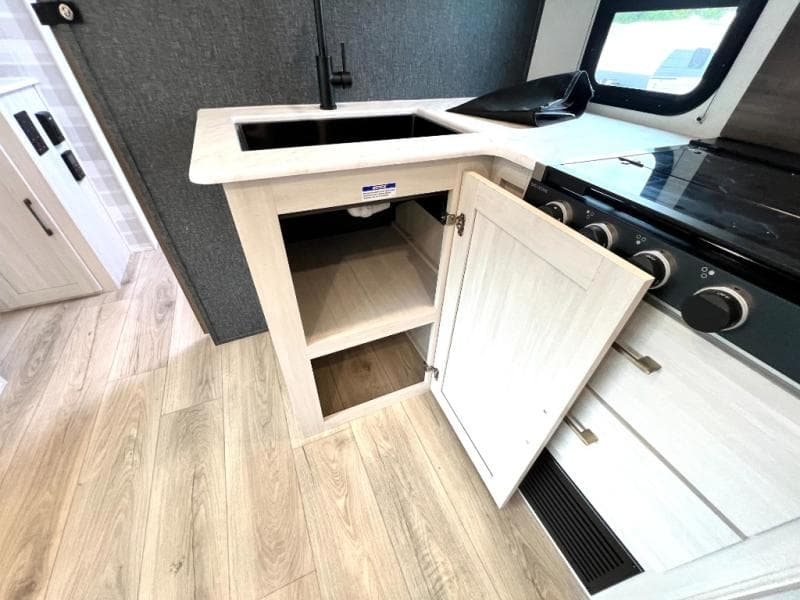 2026 Forest River 2026 Forest River Surveyor Camp Series - thumbnail 29