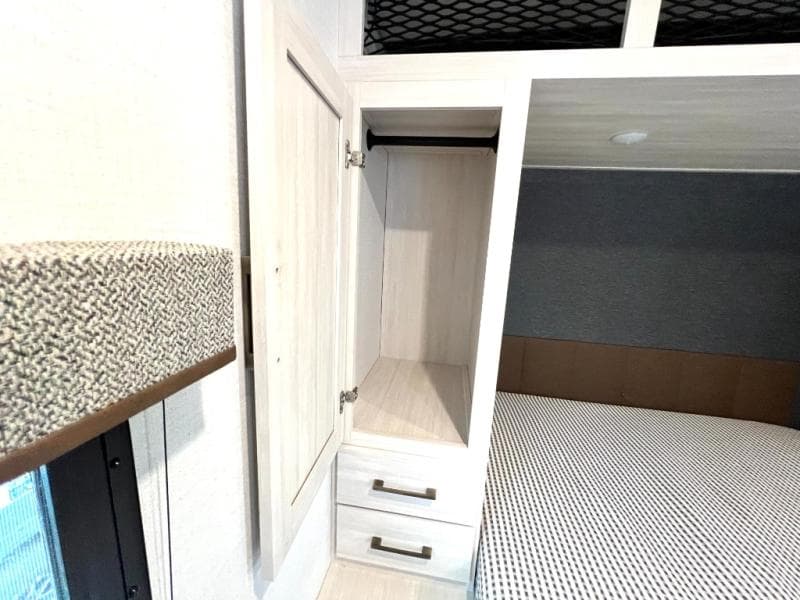 2026 Forest River 2026 Forest River Surveyor Camp Series - thumbnail 37