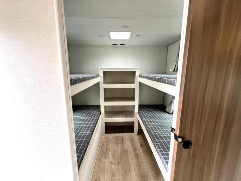 2026 Forest River 2026 Forest River Surveyor Camp Series - thumbnail 43