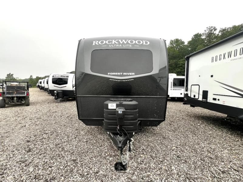 2026 Forest River 2026 Forest River Rockwood Ultra Lite - thumbnail 6