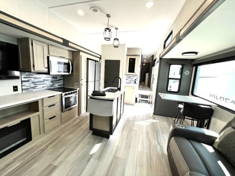 2026 Forest River 2026 Forest River Wildcat - thumbnail 4