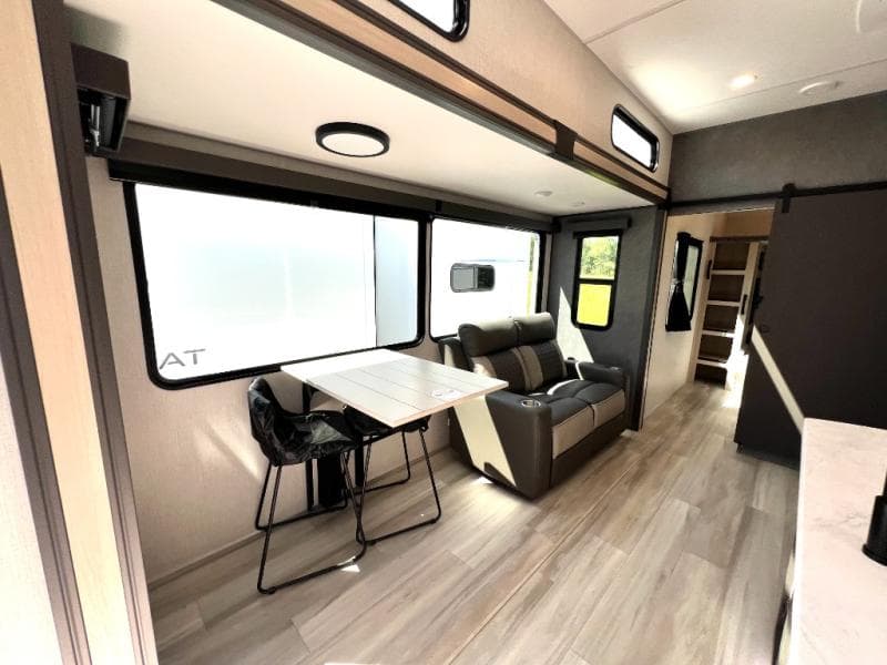 2026 Forest River 2026 Forest River Wildcat - thumbnail 18