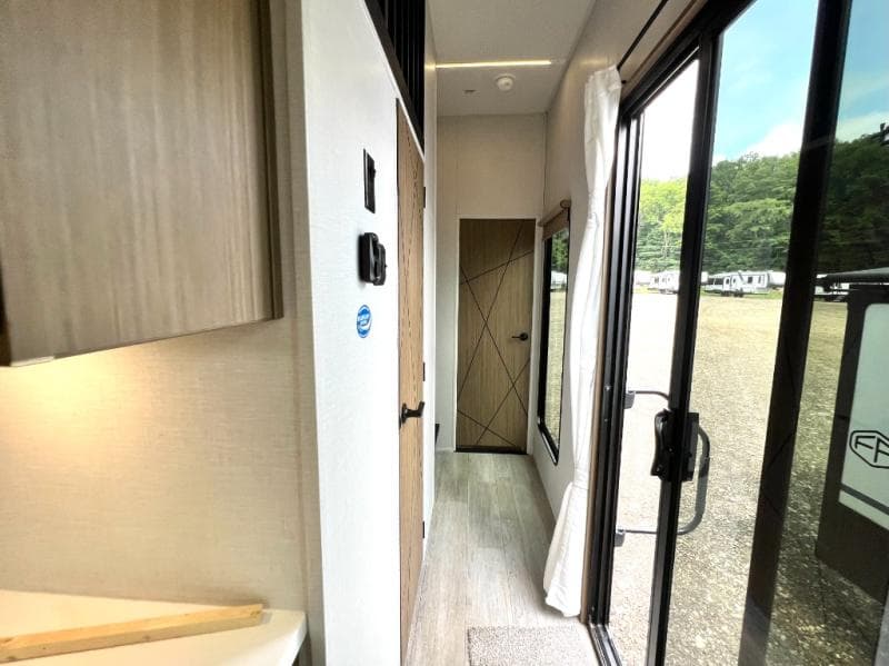 2026 Forest River 2026 Forest River Salem Grand Villa - thumbnail 25