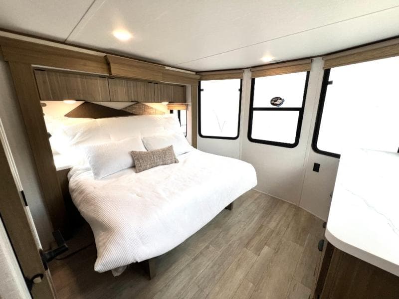 2026 Forest River 2026 Forest River Salem Grand Villa - thumbnail 34