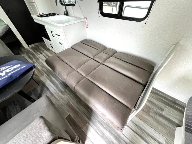 2026 Jayco 2026 Jayco Jay Flight SLX - thumbnail 18