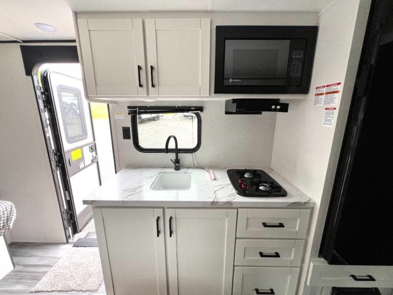 2026 Jayco 2026 Jayco Jay Flight SLX - thumbnail 17