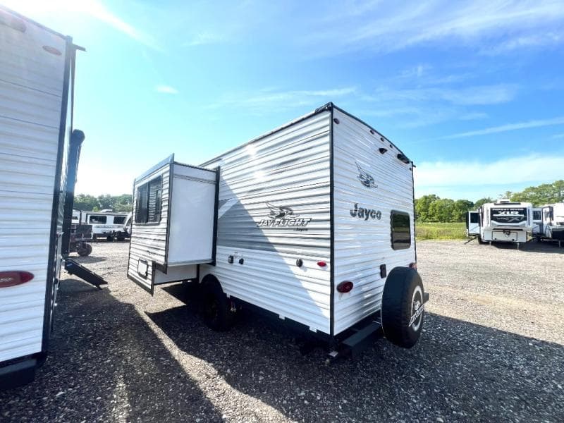 2026 Jayco 2026 Jayco Jay Flight SLX - thumbnail 9