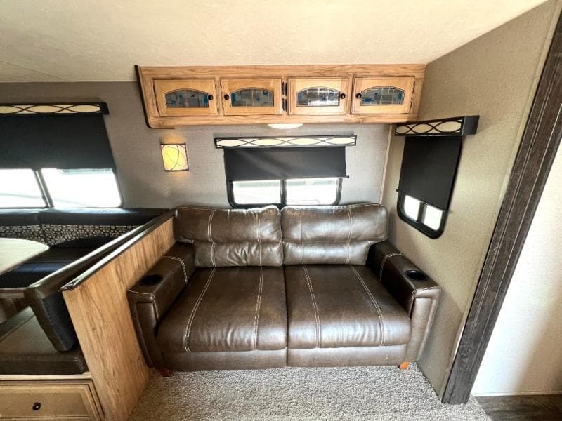 2018 Coachmen 2018 Coachmen FREEDOM EXPRESS - thumbnail 24