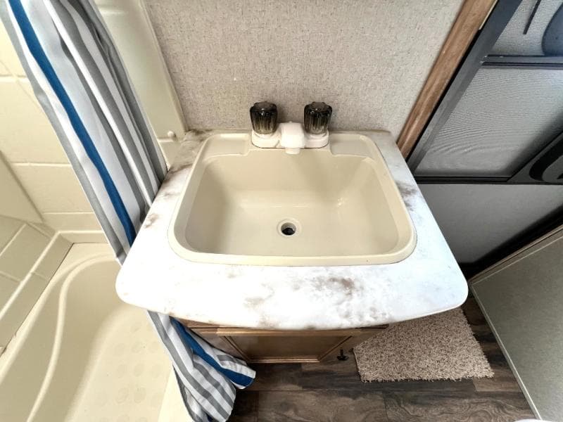 2018 Coachmen 2018 Coachmen FREEDOM EXPRESS - thumbnail 35