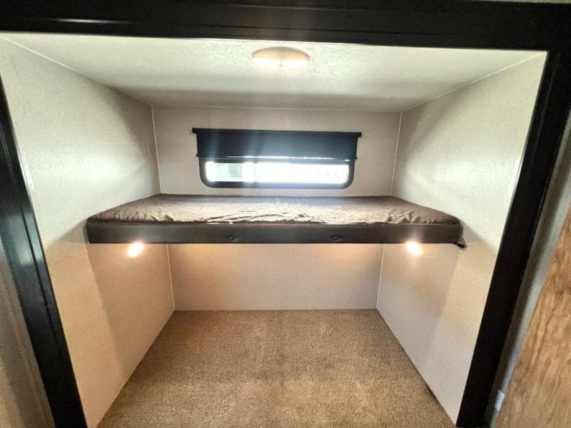 2018 Coachmen 2018 Coachmen FREEDOM EXPRESS - thumbnail 43